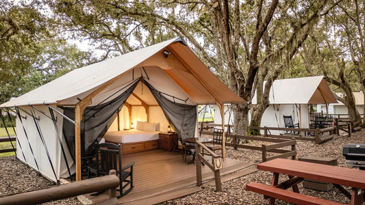 🌹 The Luxe Lonestar – Queen Bed